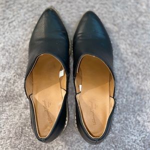 Universal Thread Rylie black boot, SZ 7 1/2